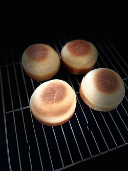 ULTRAクリームパン。