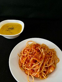 tomatoes cream pasta