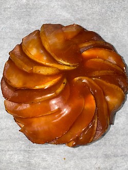 tarte tatin チタンパン。
